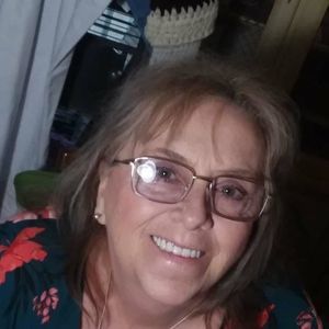 Meet your Posher, Denise